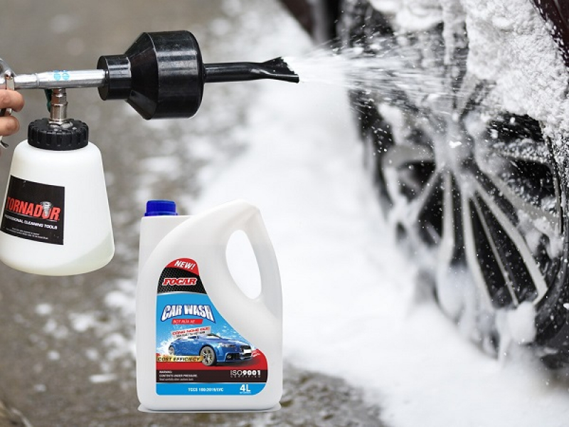 Bọt tuyết rửa xe đậm đặc Focar Car wash (4 lít)